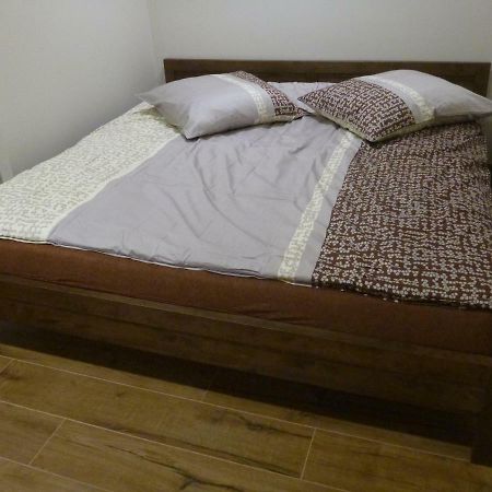 Apartament Na Brodatego Вроцлав Экстерьер фото